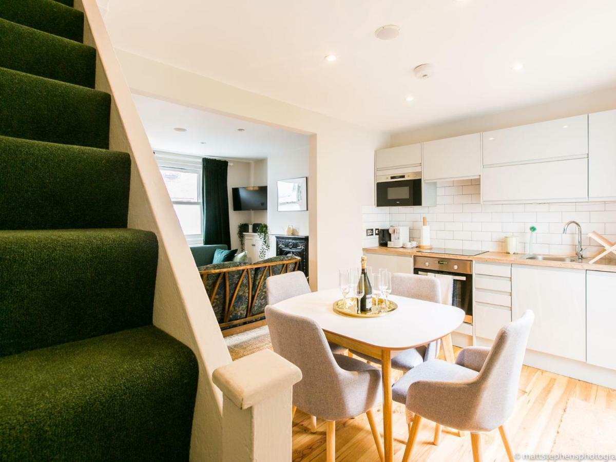 Exquisite 3bdr Botanical Oasis In * Brighton