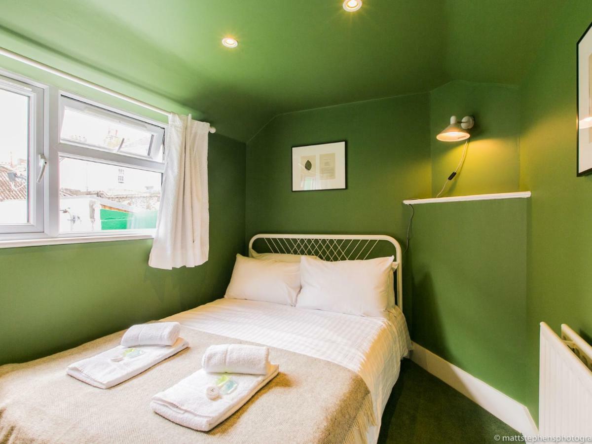 Exquisite 3bdr Botanical Oasis In * Brighton