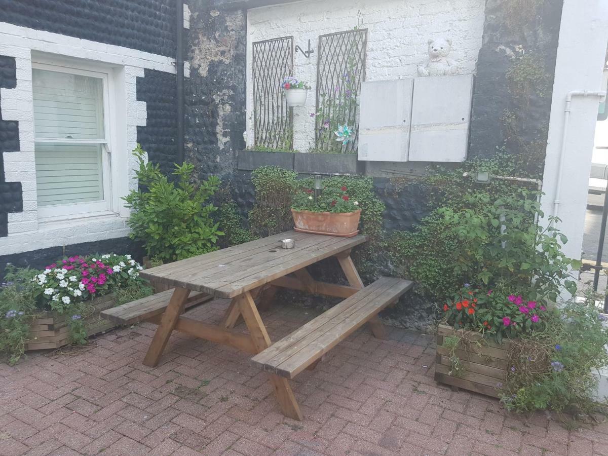 The Yard Guest house *