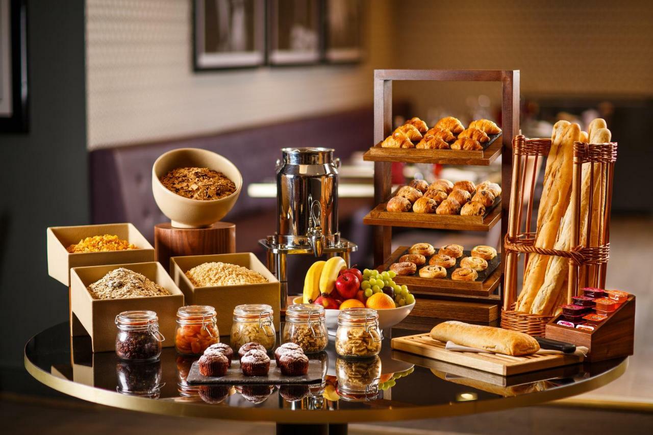 Mercure Seafront 4*