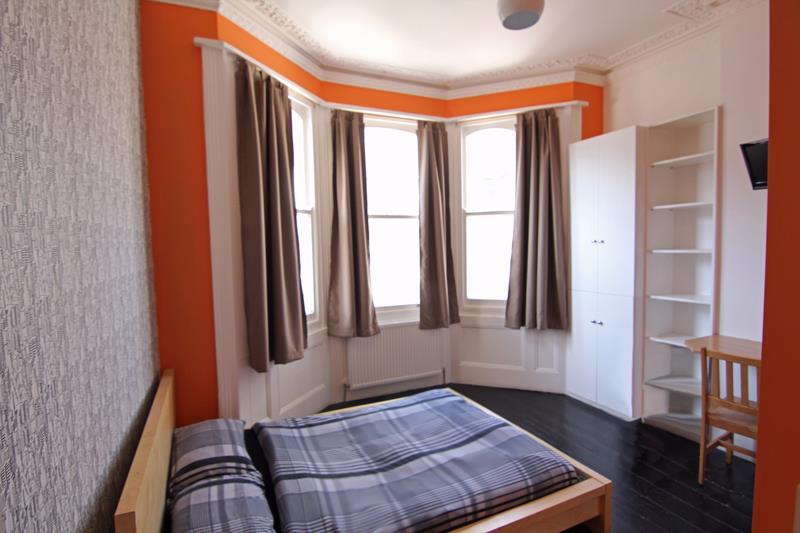 Brighton Youthful Hostel.....By The Sea Brighton