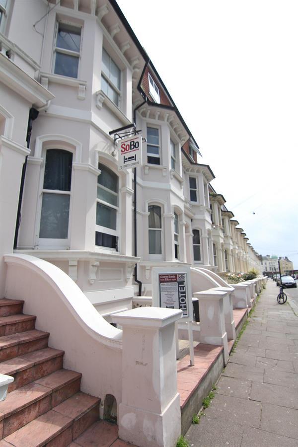 Brighton Youthful Hostel.....By The Sea Hostel Brighton