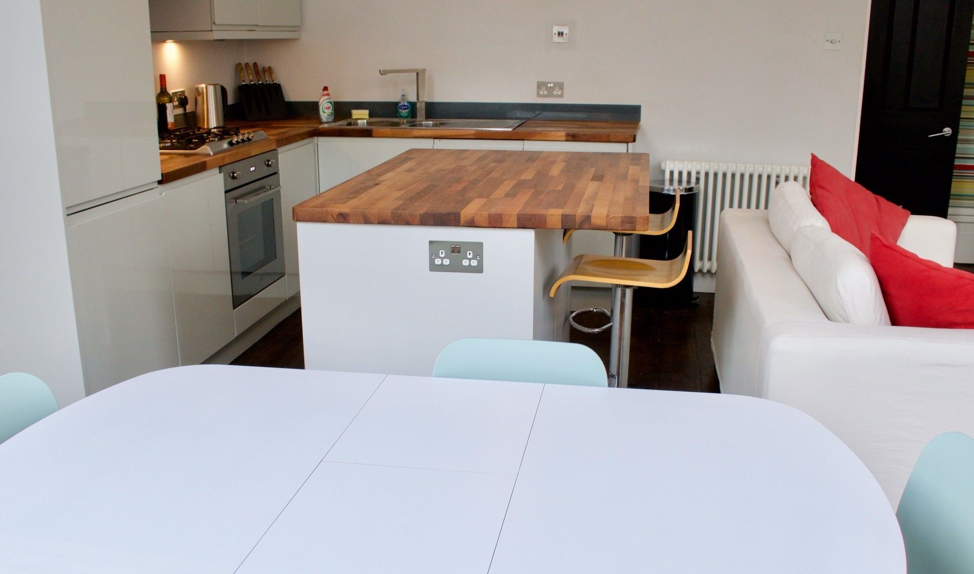 Central Brighton Apartment