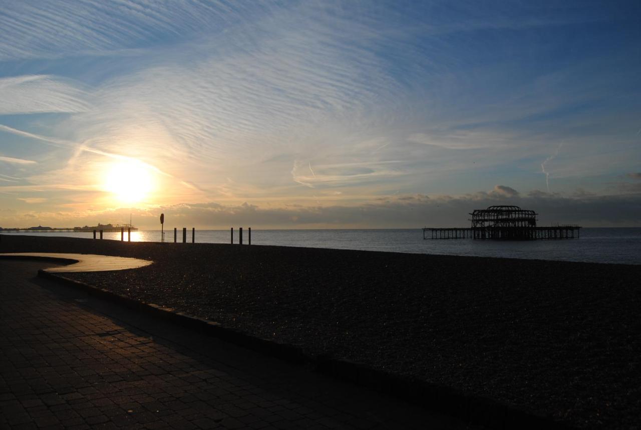 Guest house Atlantic Seafront 3*