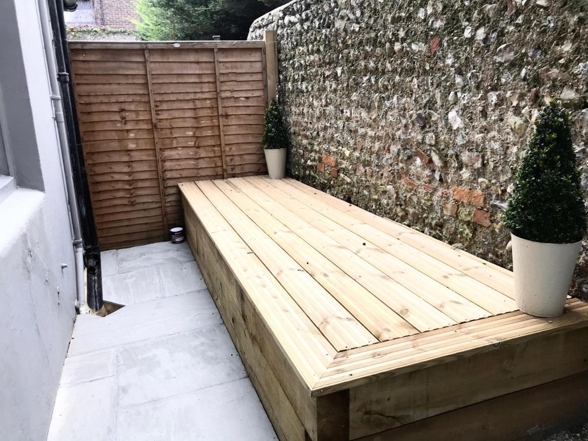 Holiday home 2 Bed 2 Bath & Terrace *
