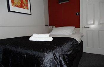 Paskins Town House 3*