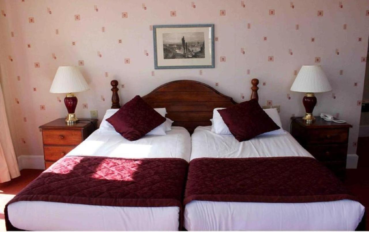 The Royal Albion Seafront Hotel 3*