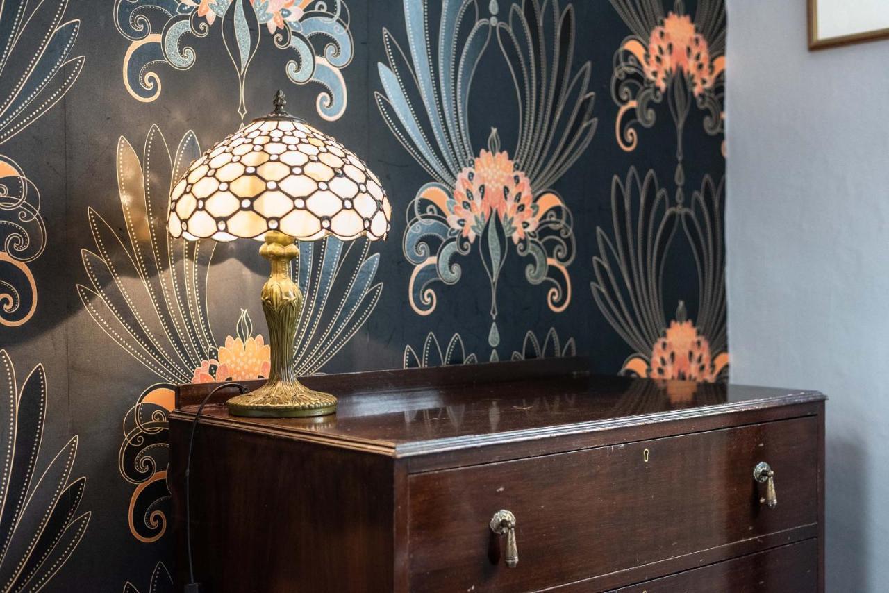 Chocolate Box - Central- By Brighton Holiday Lets Holiday home *
