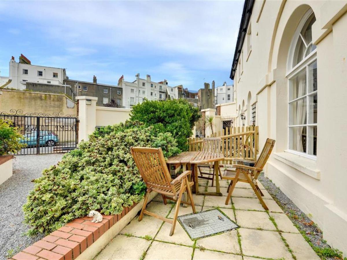 Kemp Town Mews - Parking - By Brighton Holiday Lets Holiday home