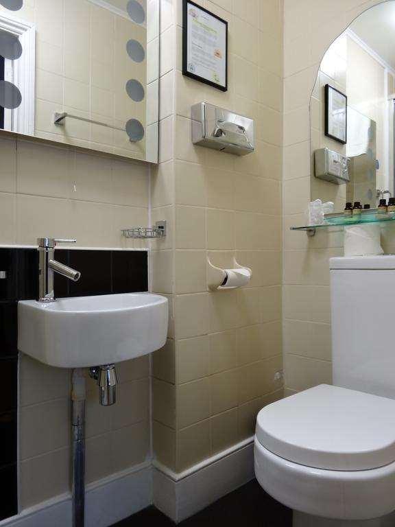 Paskins Town House Bed & Breakfast Brighton