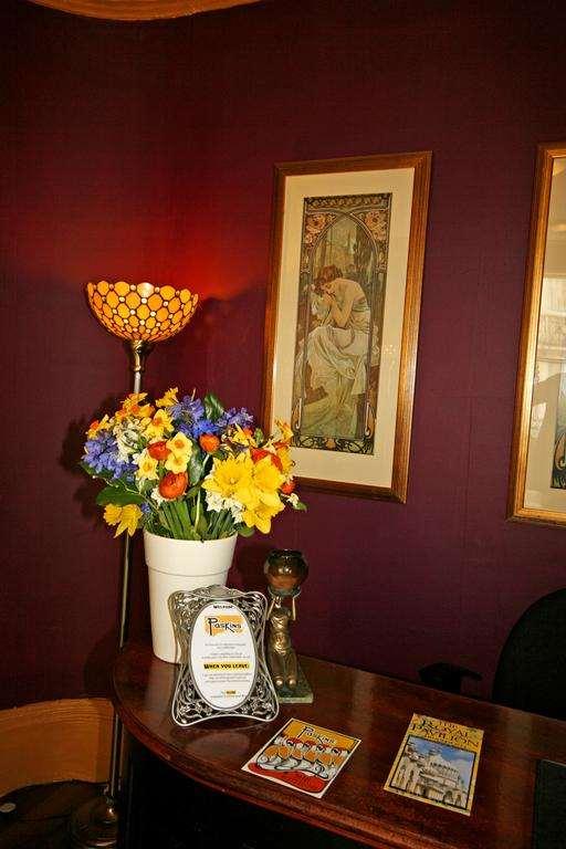Paskins Town House Bed & Breakfast Brighton