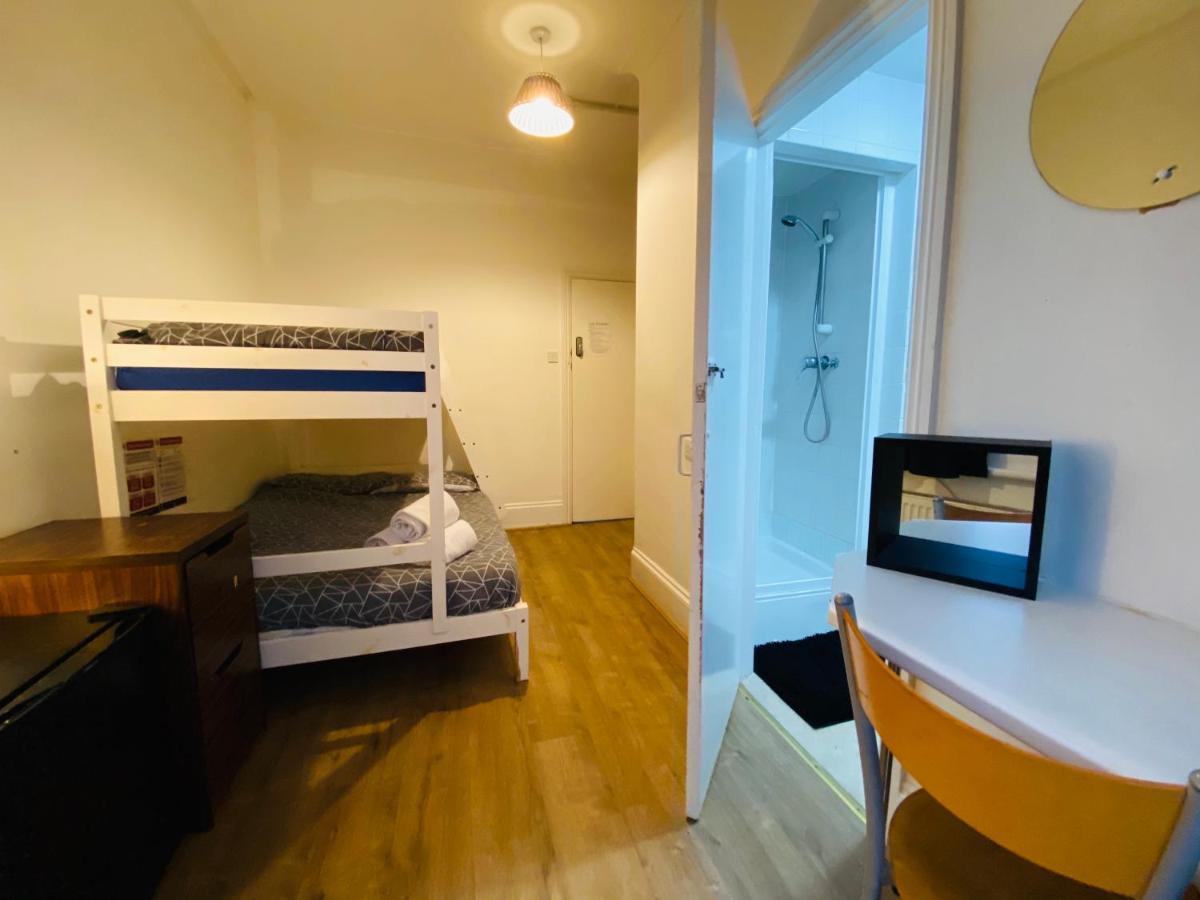 Brighton Youthful Hostel.....By The Sea