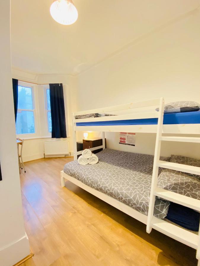 Hostel Brighton Youthful Hostel.....By The Sea *