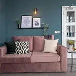 Bright & Spacious City Centre Apartment - 1-Bed