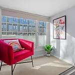 The Townhouse By My Getaways Free Parking