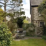 Honeysuckle Cottage