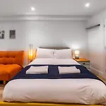 Narrow Studio By My Getaways