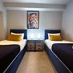 Flash Sale Funky Holiday Accommodation Central Brighton Sleep 16 Guests