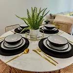 Ideal For Weekly Monthly Stay 2Ensuites