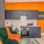 Beautiful 2 Bedroom Flat Next To Brighton Beach And Shopping Centre
