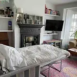 Lovely Bright House Close To Brighton