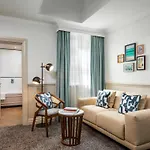 The White Horses By Everly Hotels Collection
