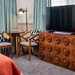 The White Horses By Everly Hotels Collection