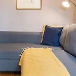 Host & Stay - Waterloo Apartment