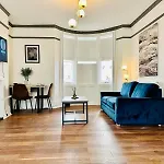 Cozy 1-Bedroom Flat With Garden
