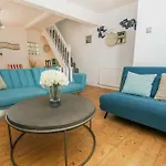 Regent House - By Brighton Holiday Lets