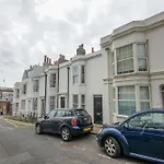 Regent House - By Brighton Holiday Lets