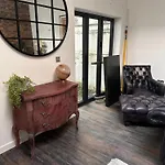 The Cellar Suite By Saltlife