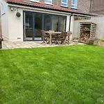 Two Bedroom House By Brookland Stays Serviced Accommodation Short Lets Brighton & Hove With Free Wifi