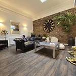 The Cellar Suite By Saltlife