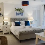 Olive Tree Apartment Hove