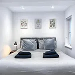 The Beachy Escape