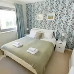 Clock Tower 2 - Central - By Brighton Holiday Lets