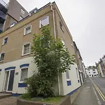 Windsor Lodge