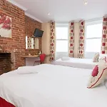 Cecil House Hotel