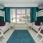 Little Paris - Parking - By Brighton Holiday Lets