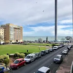 Hotel 360