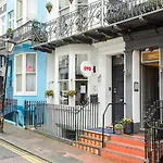 Oyo Fab Guest House