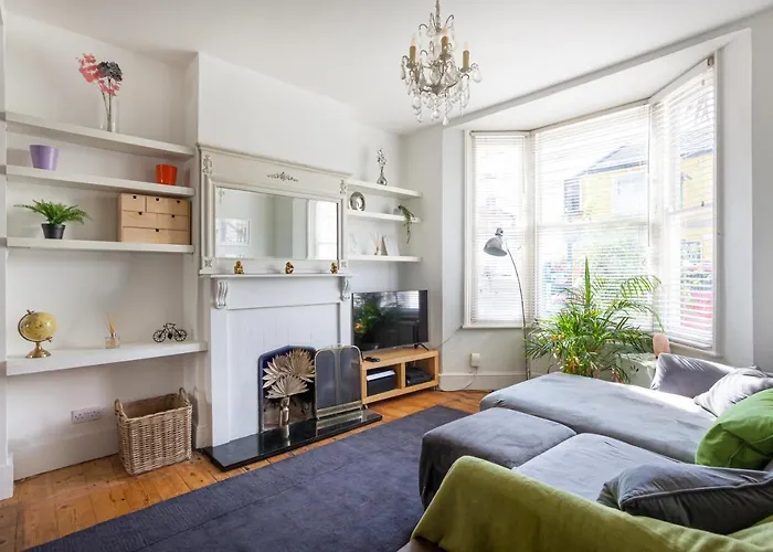 King Bd, Spacious 4Bd Victorian In Hove, 5 Mins From Beach!
