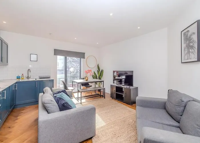 Super Central 2 Bedroom Flat I Next To Brighton Station