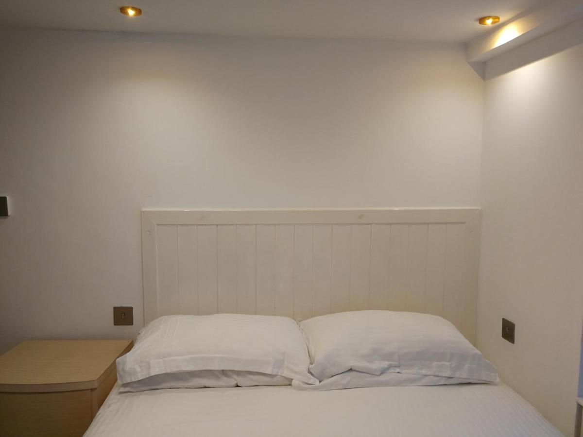 Schmotel Bed & Breakfast
