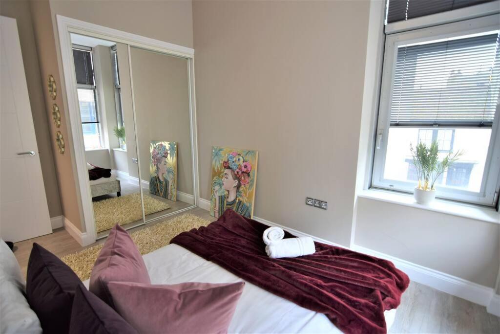 Super Central Morden 1bed Easy Parking Apartment *