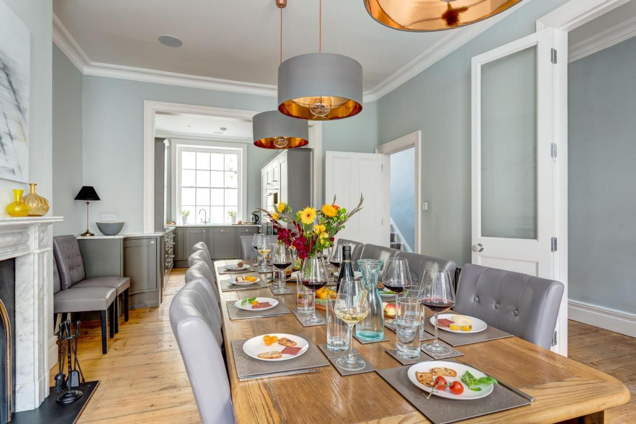 Luxury Mansion Townhouse With Private Cinema Holiday home