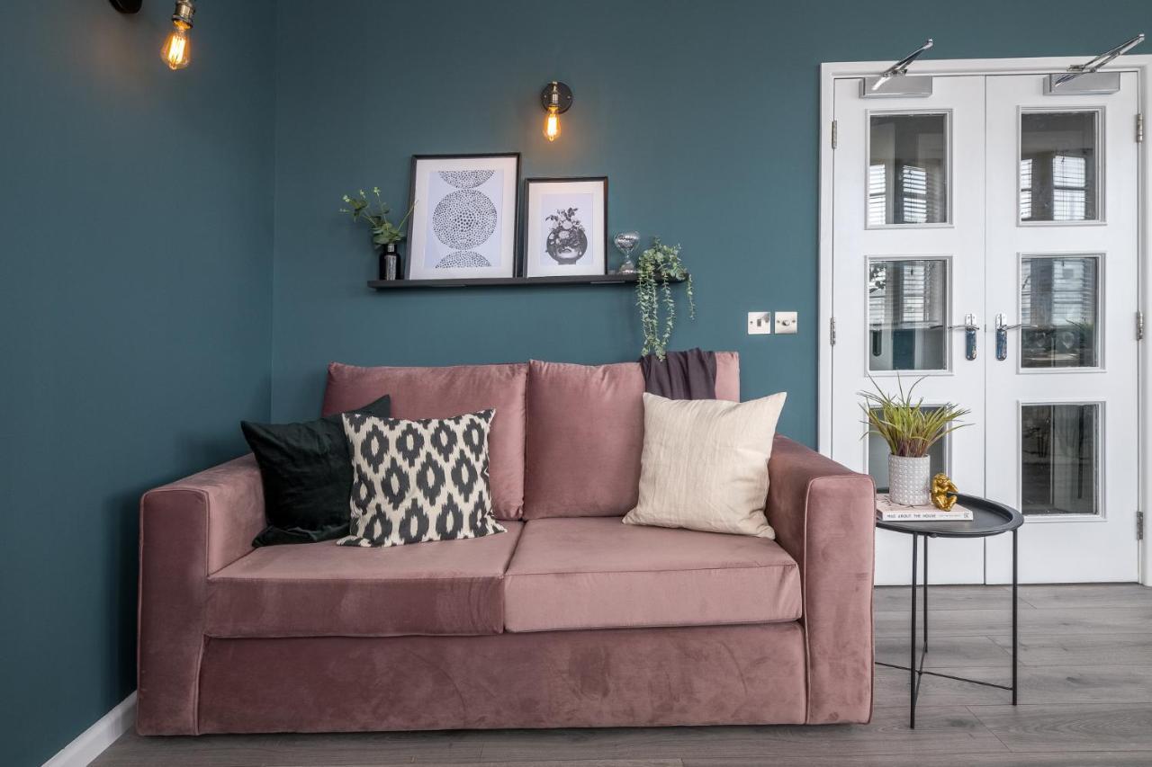 Bright & Spacious City Centre Apartment - 1-Bed Apartment