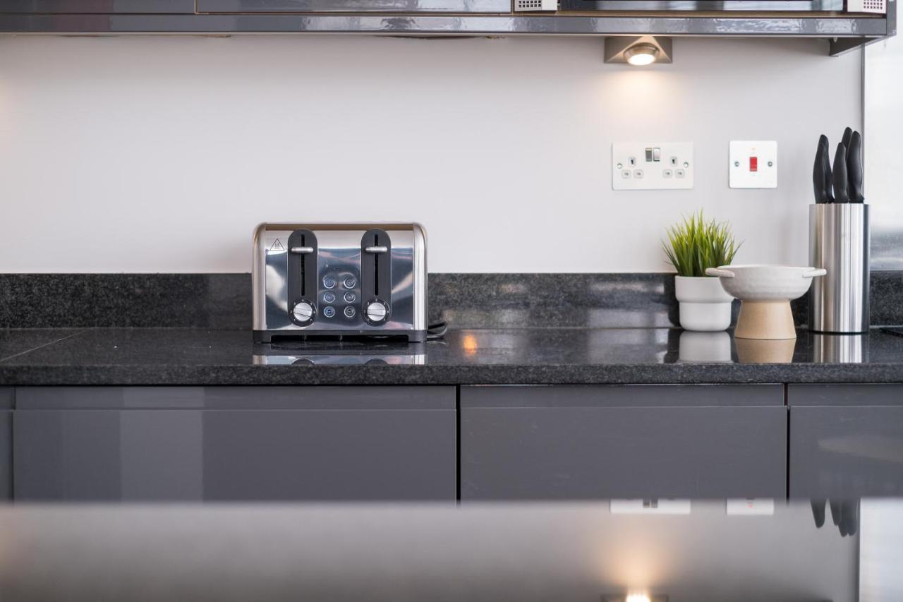 Bright & Spacious City Centre Apartment - 1-Bed Apartment Brighton