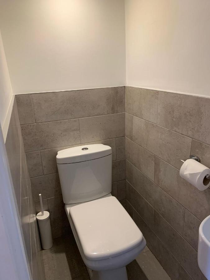Weslie Guest house